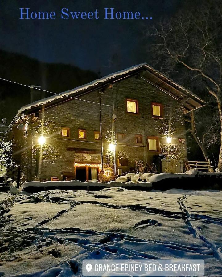 Grange Epiney Bed E Breakfast Bed & Breakfast La Salle Exterior photo
